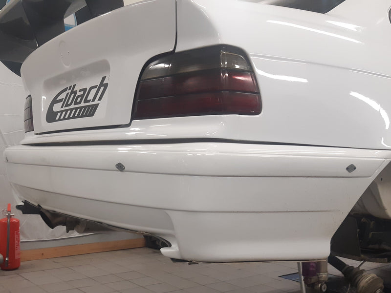 BMW E36 takapuskuri